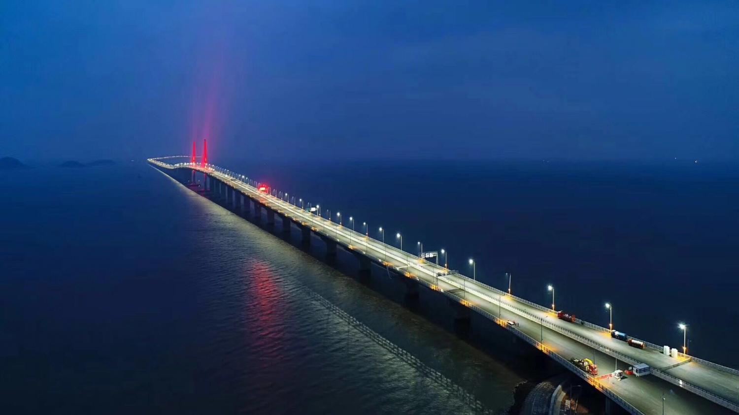 В Китае построен самый длинный морской мост в мире